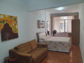 Lindinho apartamento quadra da Praia